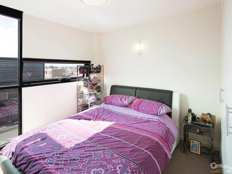 13/4 Mason Street, Newport VIC 3015