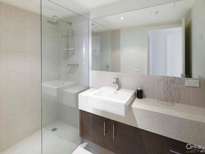 13/4 Mason Street, Newport VIC 3015