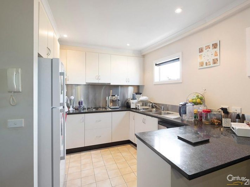 8/11 Ferguson Street, Williamstown VIC 3016