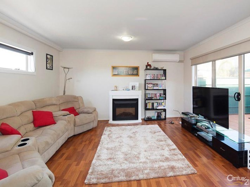 8/11 Ferguson Street, Williamstown VIC 3016