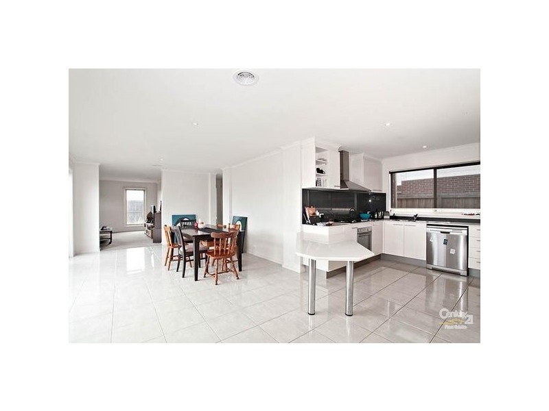 3 SANDY WAY, Torquay VIC 3228