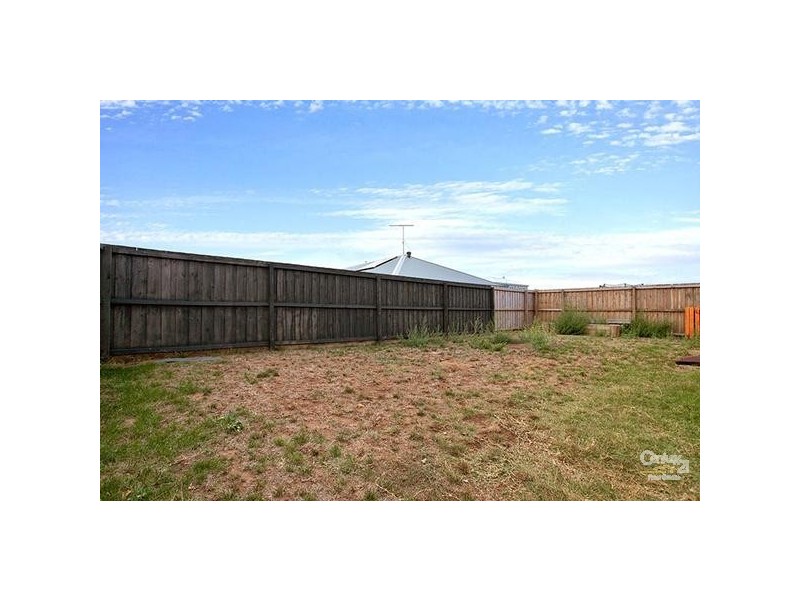 3 SANDY WAY, Torquay VIC 3228