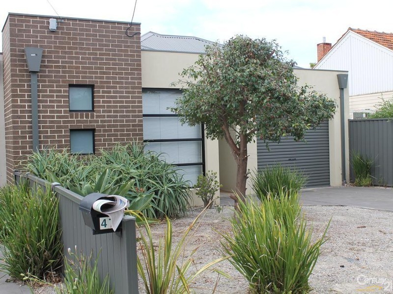 49  Greene Street, South Kingsville VIC 3015