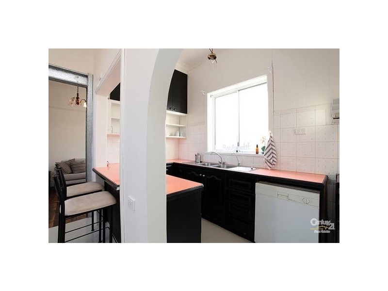 7 South Street, Seddon VIC 3011