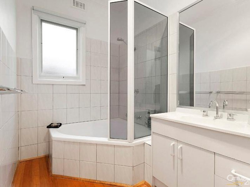 248 Douglas Parade, Newport VIC 3015