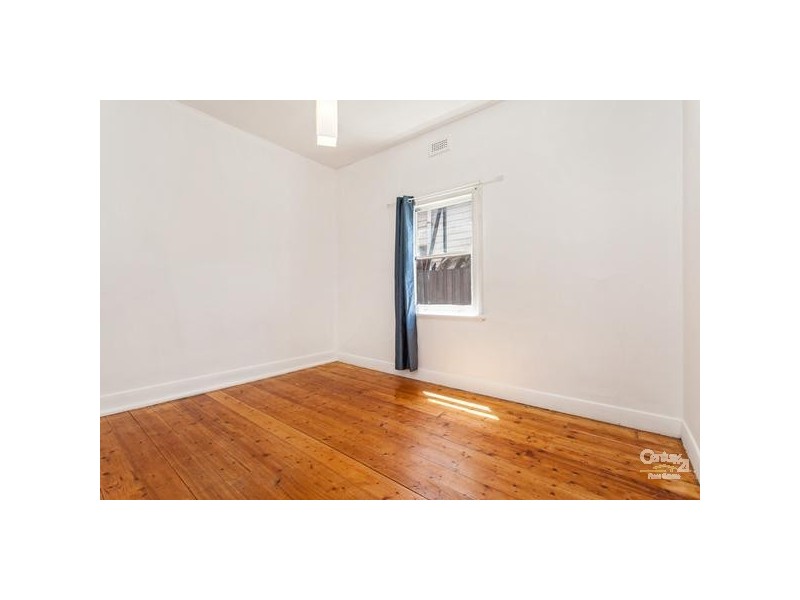 36 HALL STREET, Newport VIC 3015