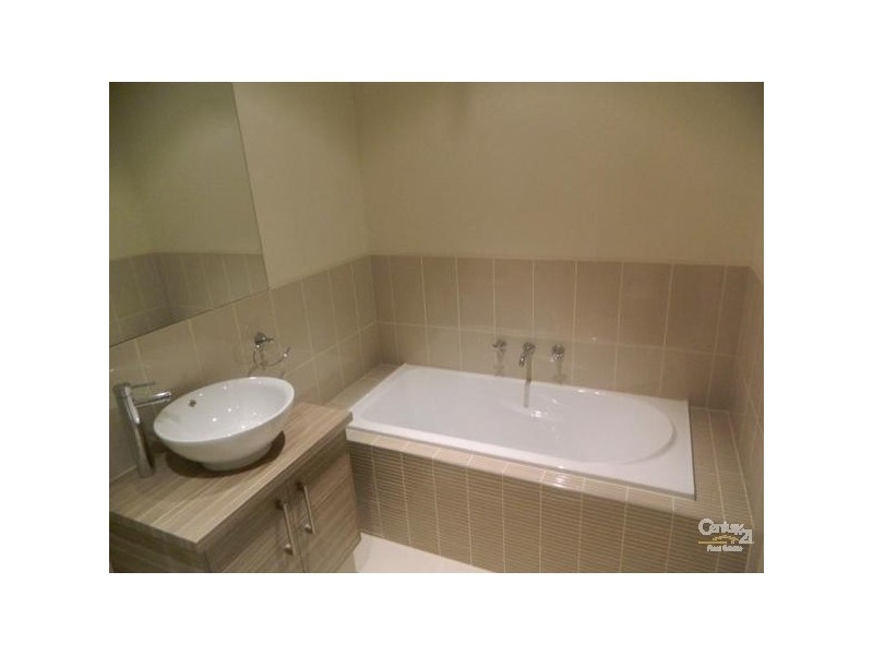 51 Waterways Bvd, Williams Landing VIC 3027