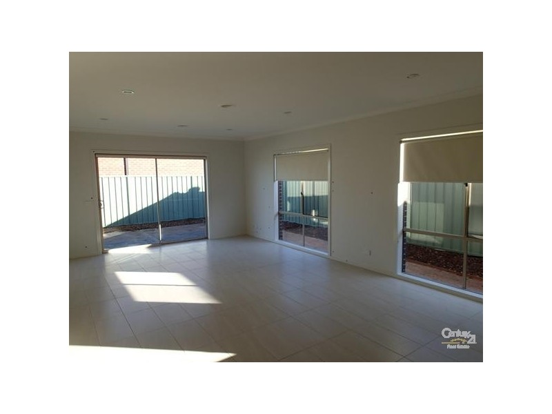 79 MANUKA GROVE, Wyndham Vale VIC 3024