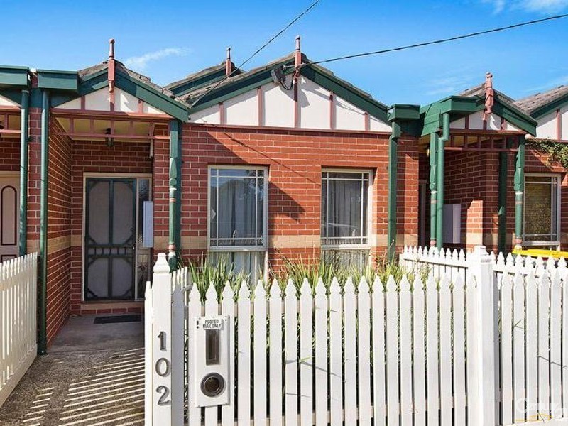 102 Hall st, Newport VIC 3015