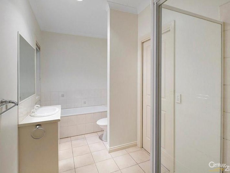 102 Hall st, Newport VIC 3015