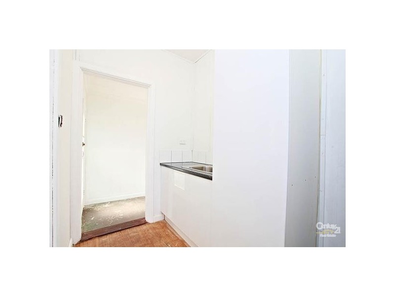 10 Mitchell Avenue, Altona North VIC 3025