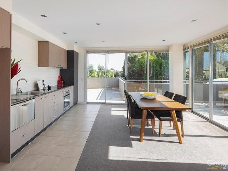 30/114 Mason Street, Newport VIC 3015