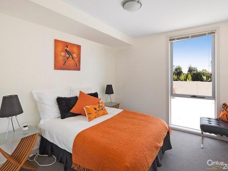 30/114 Mason Street, Newport VIC 3015