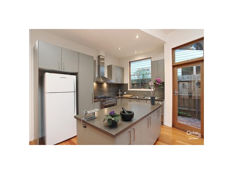 56 CASTLEMAINE STREET, Yarraville VIC 3013