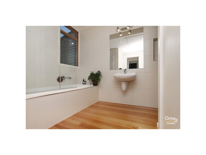 56 CASTLEMAINE STREET, Yarraville VIC 3013