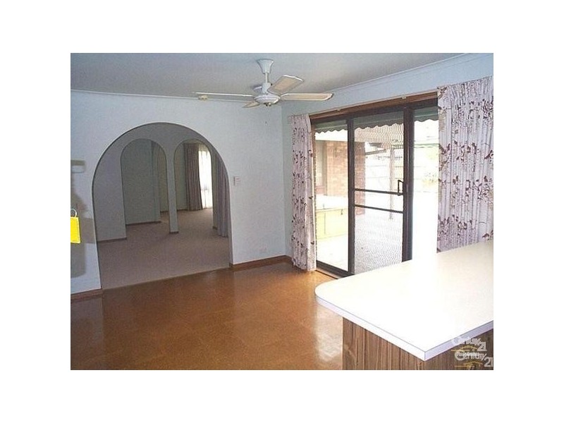 21 SYCAMORE STREET, Hoppers Crossing VIC 3029