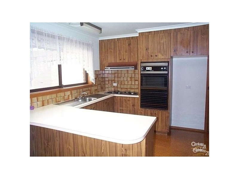 21 SYCAMORE STREET, Hoppers Crossing VIC 3029