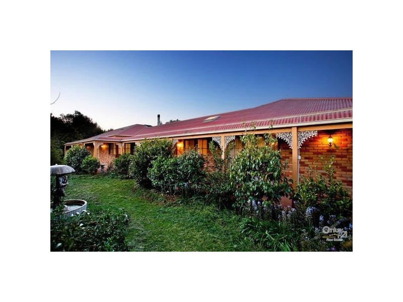 48 BARRY STREET, Romsey VIC 3434