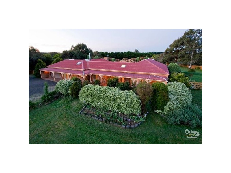 48 BARRY STREET, Romsey VIC 3434