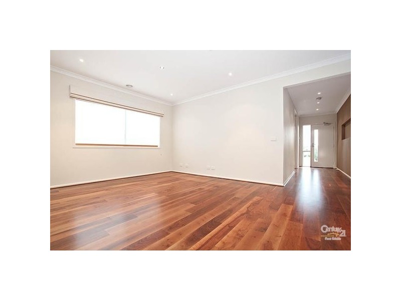 25 CITY BAY DRIVE, Point Cook VIC 3030