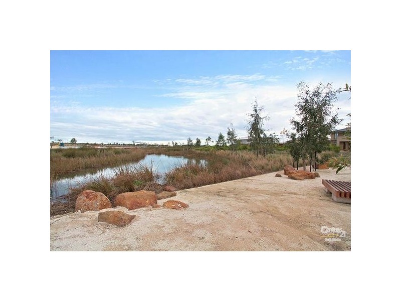 25 CITY BAY DRIVE, Point Cook VIC 3030