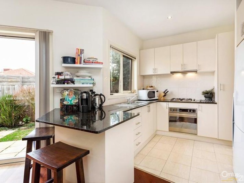 3/9 Sutton Avenue, Altona North VIC 3025