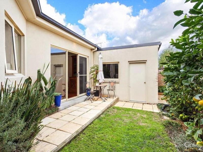 3/9 Sutton Avenue, Altona North VIC 3025