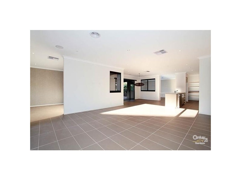 29 CITY BAY DRIVE, Point Cook VIC 3030