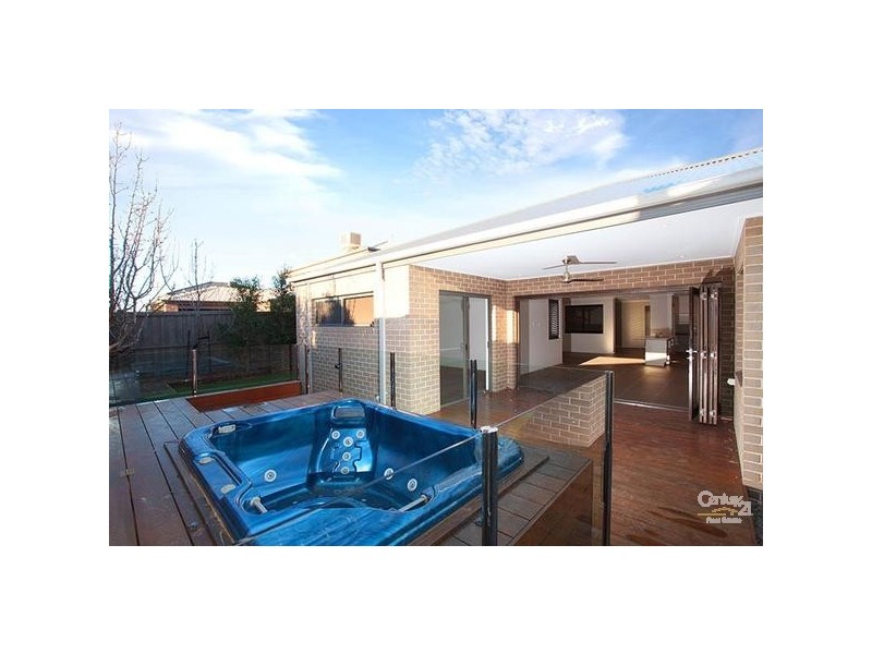 29 CITY BAY DRIVE, Point Cook VIC 3030