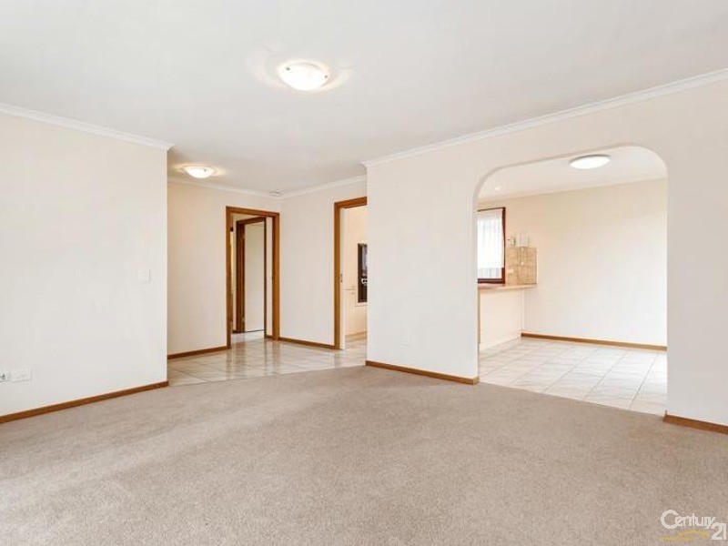 1/6 Munro Court, Altona Meadows VIC 3028