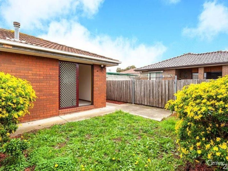 1/6 Munro Court, Altona Meadows VIC 3028