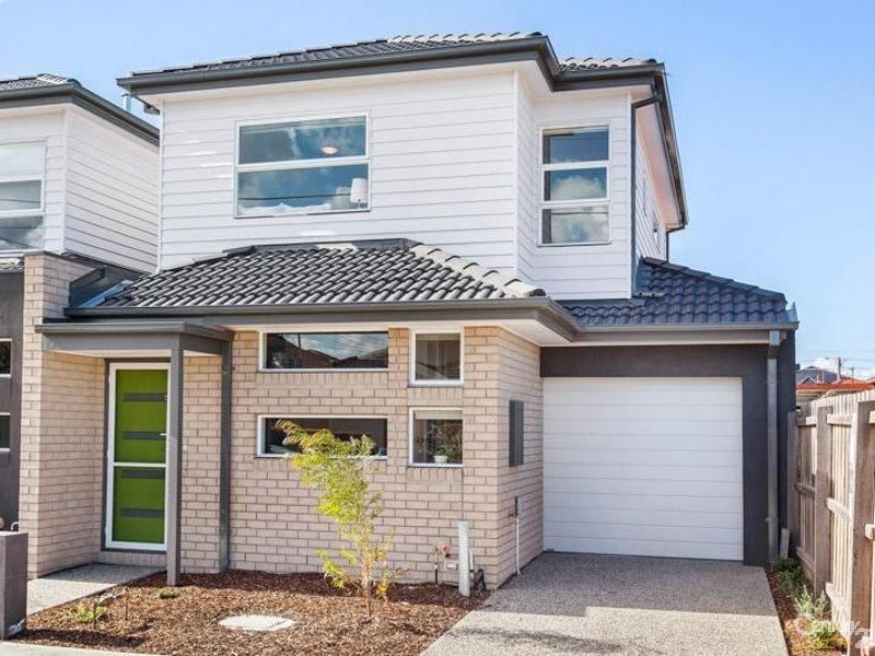 94 Fourth Avenue, Altona North VIC 3025