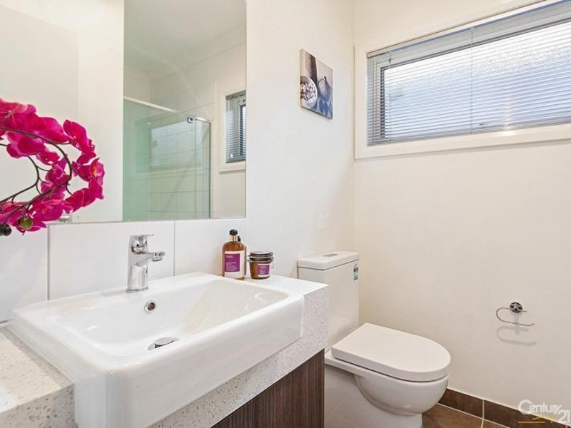 94 Fourth Avenue, Altona North VIC 3025