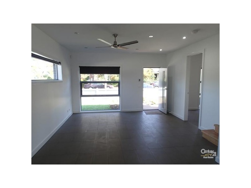 2 THIRD AVENUE, Altona North VIC 3025