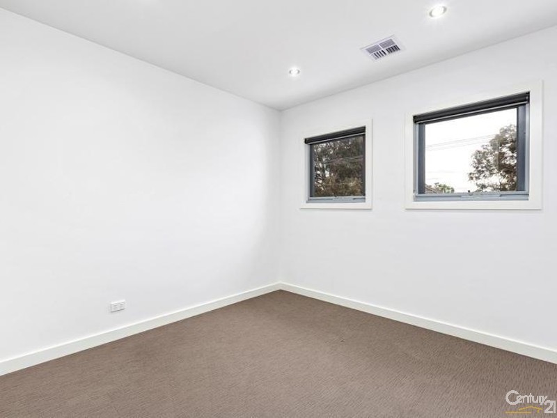 2A THIRD AVENUE, Altona North VIC 3025