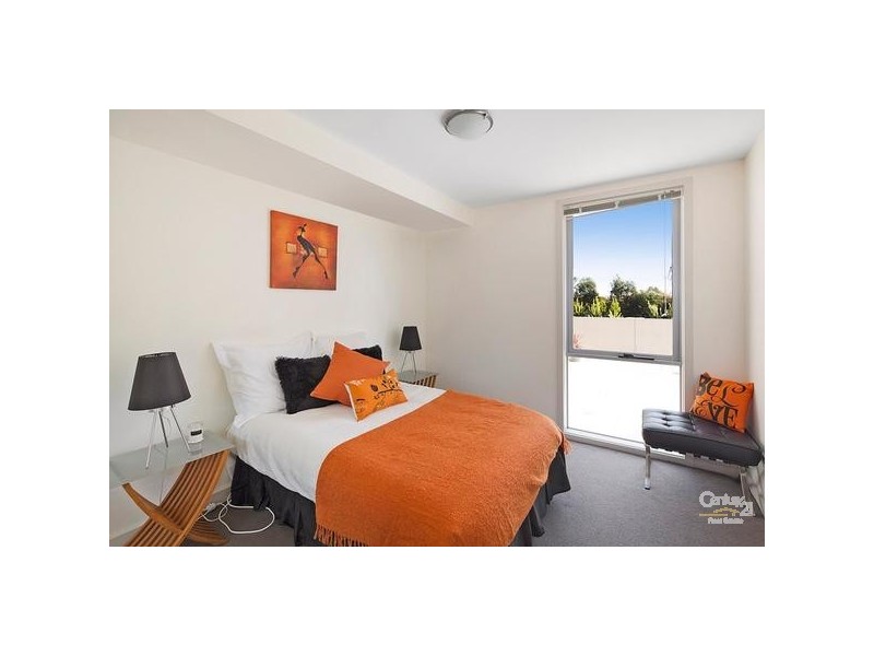 30/114 MASON STREET, Newport VIC 3015