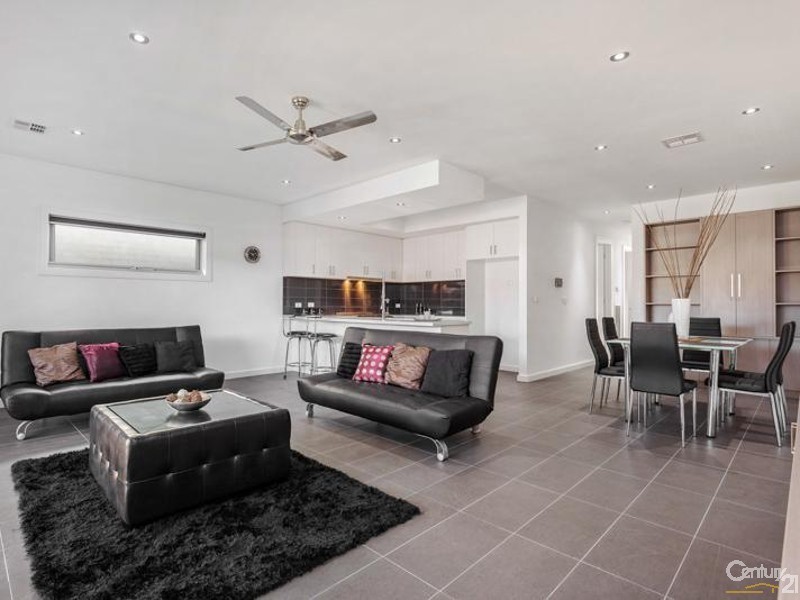 30A Macdonald Avenue, Altona North VIC 3025