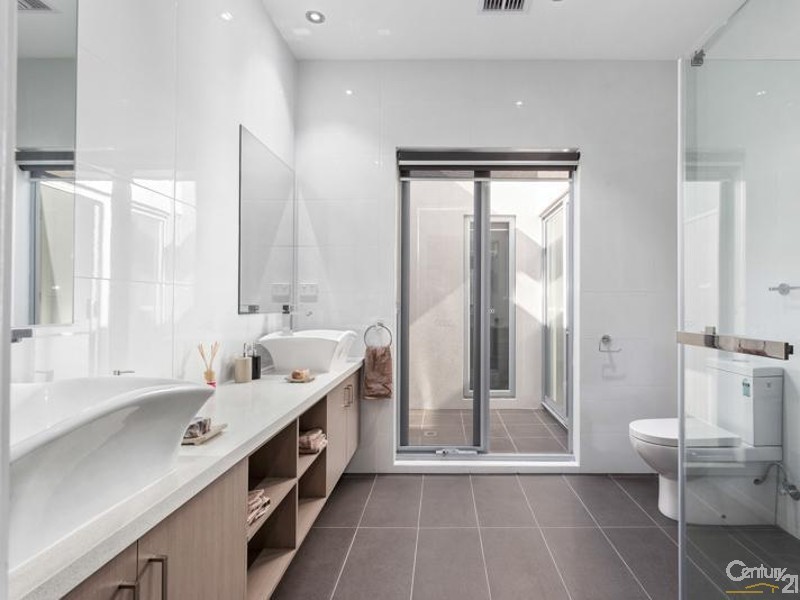 30A Macdonald Avenue, Altona North VIC 3025