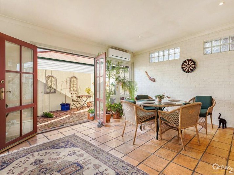 63 Geelong Road, Footscray VIC 3011