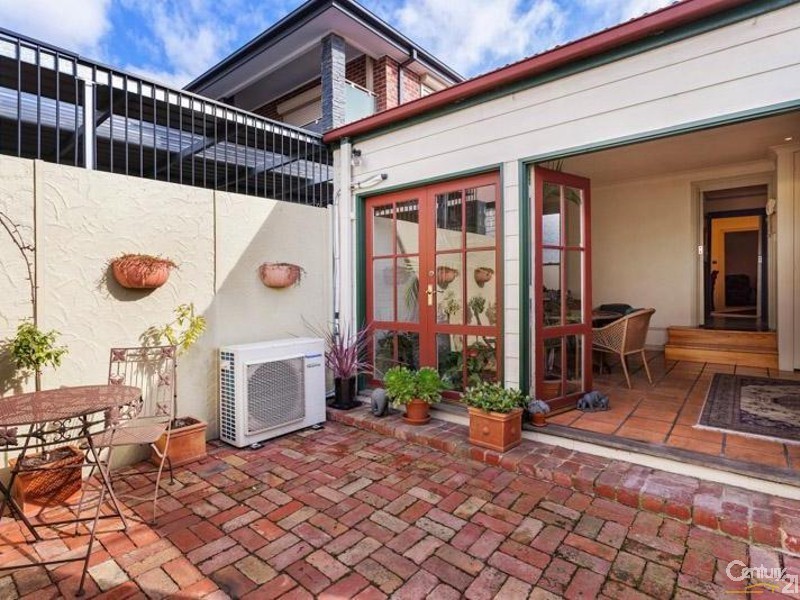 63 Geelong Road, Footscray VIC 3011