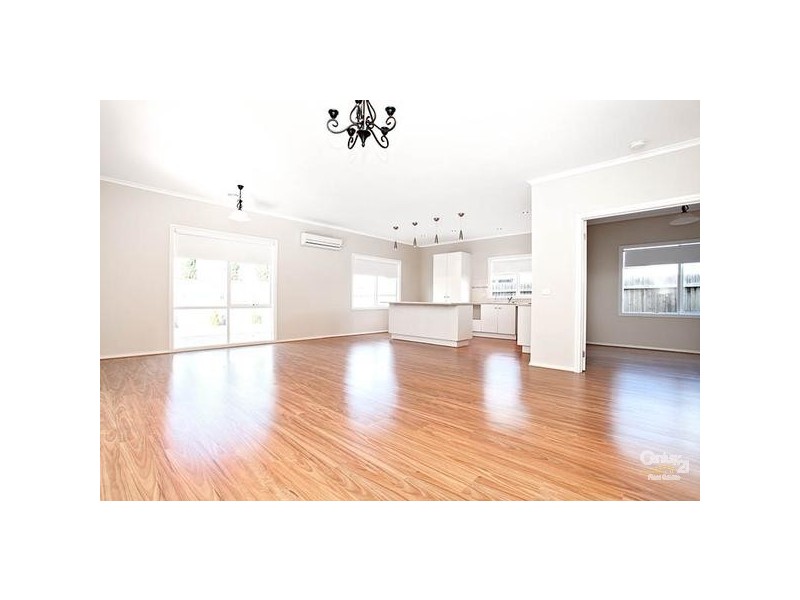 19 HOWARDS WAY, Point Cook VIC 3030