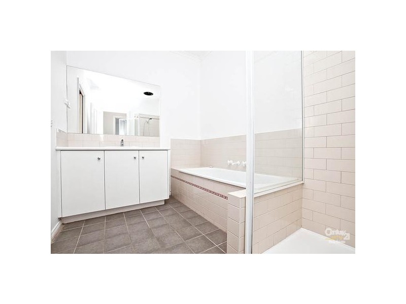 19 HOWARDS WAY, Point Cook VIC 3030