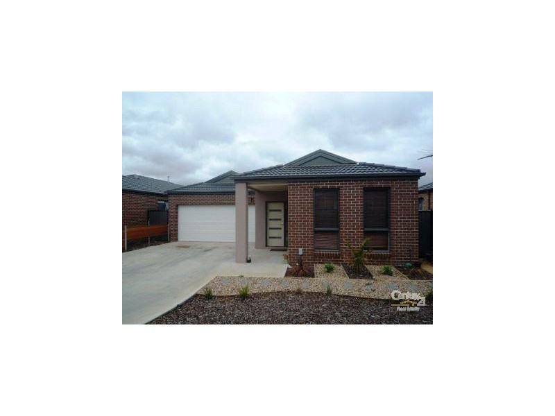 4/10 BONITA AVENUE, Tarneit VIC 3029