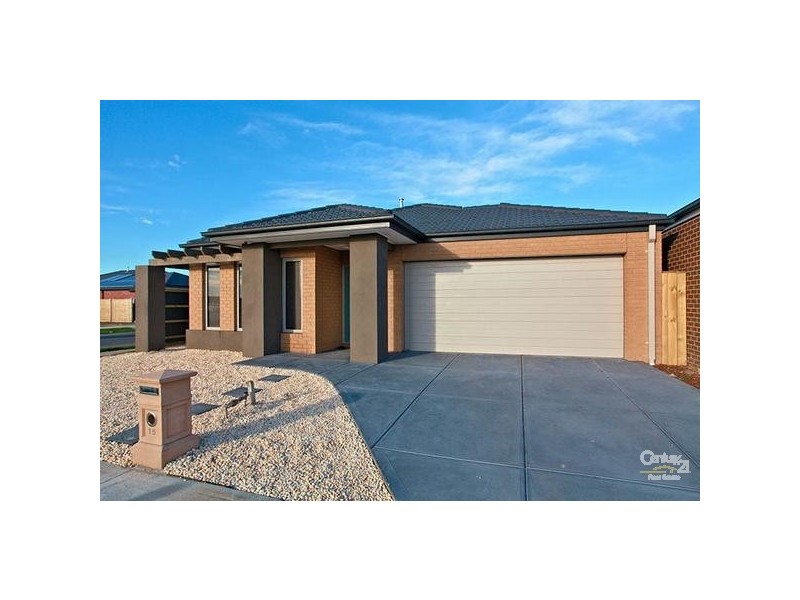 15 MARTABAN CRS, Point Cook VIC 3030