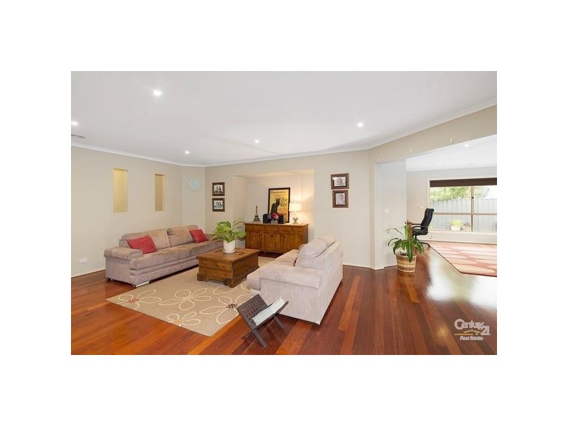 11 MOORGATE STREET, Point Cook VIC 3030