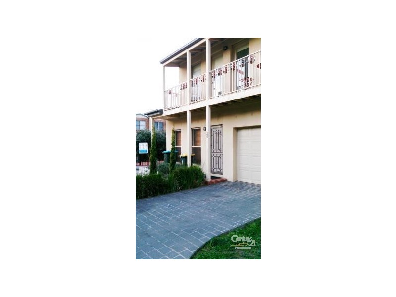 20/14 MICKELTON GROVE, Point Cook VIC 3030