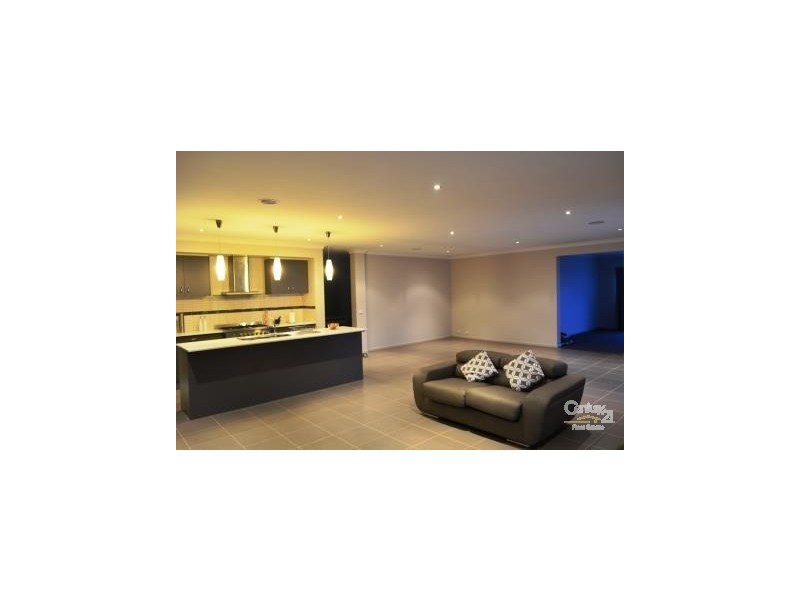 7 FESTIVAL DRIVE, Point Cook VIC 3030