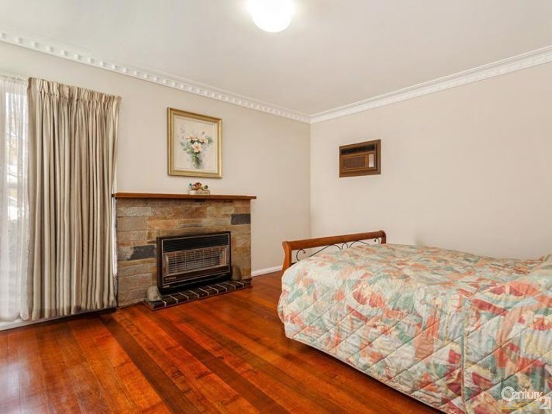 16 Oakbank, Newport VIC 3015