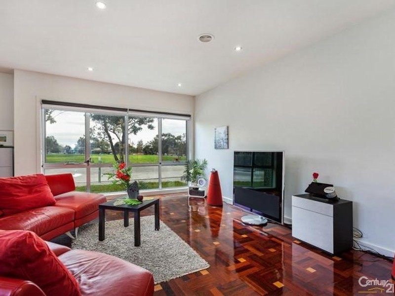 4/71 Oxford Street, Newport VIC 3015