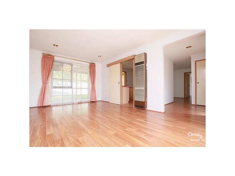 6 DEANSIDE CLOSE, Seabrook VIC 3028